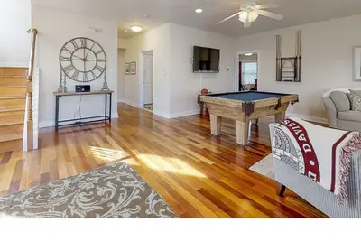 Image de Block to the Beach! Custom Home with Amazing Views! !