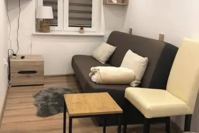 Image de Apartment type budget/low cost, entry from the street, 150m to the beach