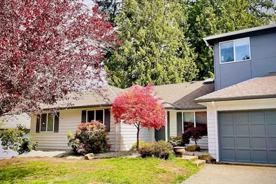 Image de New remodeled at Silver Firs