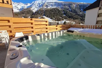 Image de Spacieux appartement 2 chambres à coucher incl. jacuzzi privé