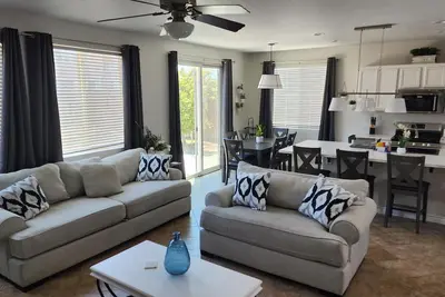 Image de Your Dream 5 Br Getaway -Sleeps 11+-Great Location