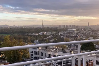 Image de Sapcious flat with a terrace on top floor and an exceptionnal view over Paris