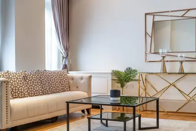 Image de The Mayfair Collection