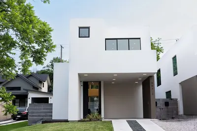 Image de 2br Austin Oasis: Downtown Views + Ev Charging