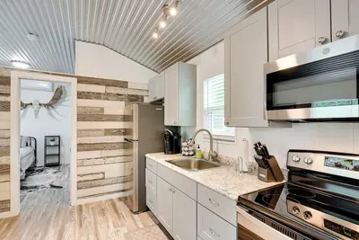 Image de Mead Cabin: 2 Blocks to Willow Springs Marina