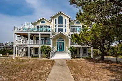 Image de A Sweet Dream: Semi-Oceanfront Beauty, Private Pool and Hot Tub!