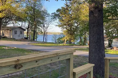 Image de Lake view in Disney! Ride to trails; 1/2 mile to boat ramp. New remodel!