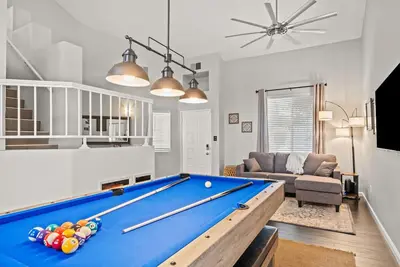 Image de The Place in Indio. Located within a 7 minute drive to Coachella/Stagecoach.