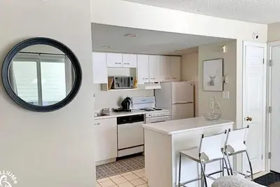 Image de Hillside Studio 1 in Blue Mountain, Mountain View, Full Kitchen, Free Parking