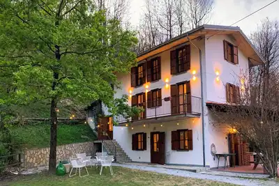 Image de Materin: cozy chalet nestled in nature with private garden and forest