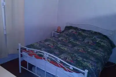 Image de Appartement calme en centre ville. Tout à proximité.