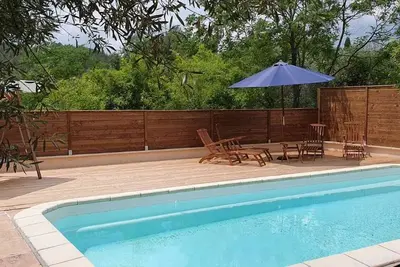 Image de Rez de jardin sans vis à vis\/ piscine privé \/ campagne cote d'azur