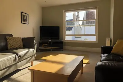 Image de Stunning large 3 bedroom apartment with parking space and secluded roof terrace