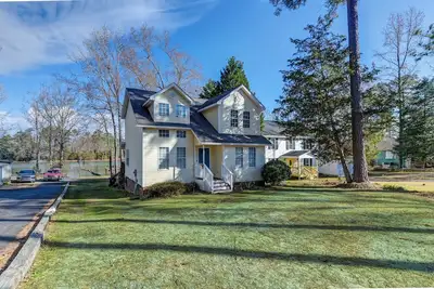 Image de Lake Murray Escape with private boat launch & dock