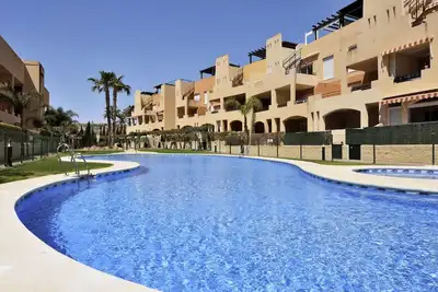 Image de Vera Playa Rez-de-chaussée 2 Terrasses Jardin Pisc