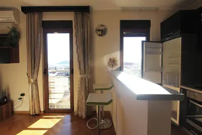 Image de Sunny three-bedroom apartment in Budva