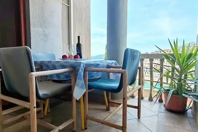 Image de Apartments & Rooms Verse / Apartment with Sea View 3