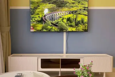 Image de Trion Kl @ 65 Floor - 2 Parking - Mrt - 2r2b