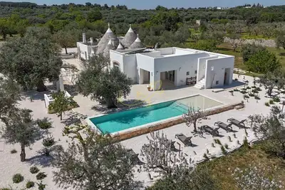 Td Marlù Luxury Trulli Experience w/Stunning Pool