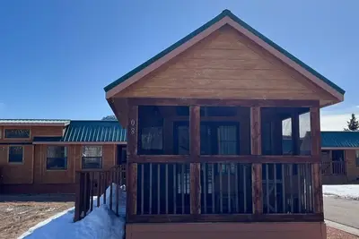 Image de Cabins by Panguitch Lake: Where Rustic Charm Meets Amazing Fishing!
