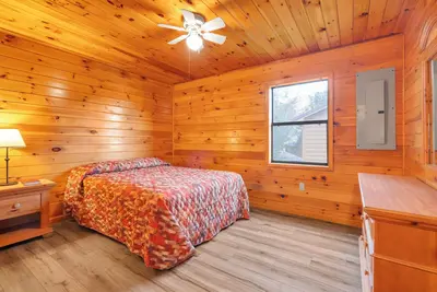 Image de 2 Bedroom cabin with lake access to Dale Hollow Lake!