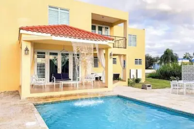 Image de Amazing 3 bedroom W/ Private Pool A/C in bedrooms