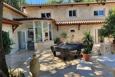 Image de Maison de Charme dans quartier calme autour de la Garrigue