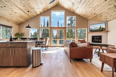 Image de Qpine Ranch - Brand New Luxury Home in Fairplay - New Hot Tub!