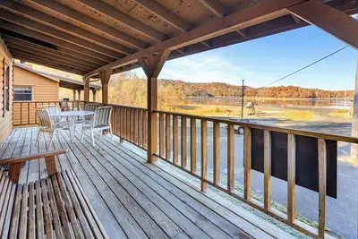Image de 2 Bedroom lakeside to Dale Hollow Lake!