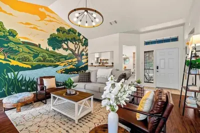 Image de The Austin Oak! Single level 3 bedroom charmer! \n\n