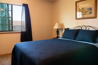 Image de The Cozy Condo - Centrally Located 3 Bedroom in the Heart of Missoula!