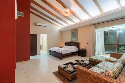 Image de Stylish 3br Villa with Pool and short Walk to Beach