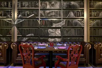 Image de 4 Classy Designed Hotel Rooms with On-site Dining - A Modernist's Dream