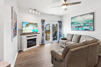 Image de Obx 2br Getaway – Walk to Beach, Pool Access