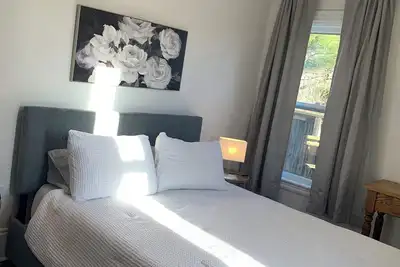 Image de Executive Apartment 1 or 2 Bedroom Apartment in Downtown Wolfville