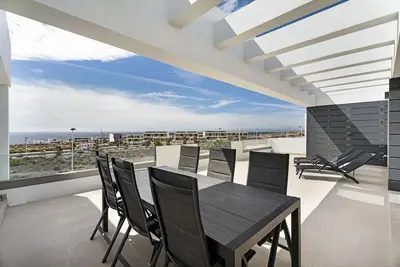 Appartement de vacances 'Paraiso En Abades' avec vue sur mer, Wi-Fi et climatisation