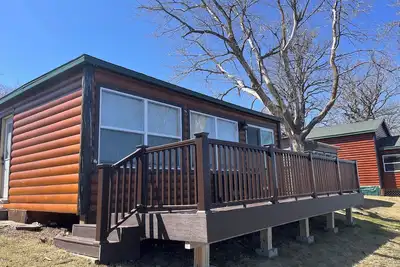 Image de Cozy year round cabin on Lake Osakis with game room, deck and kayaks!