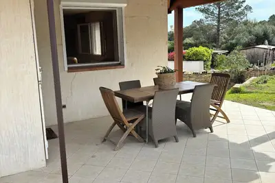 Image de Loue maison pour 6 personnes Ă la semaine Ă Ste Lucie de Porto vecchio.