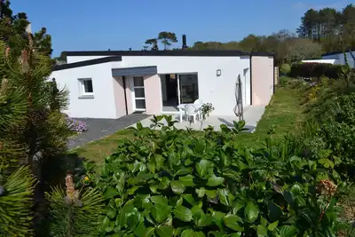 Image de Maison de plain pied, Bretagne Côte de granit Rose, Trébeurden, à 3km des plages