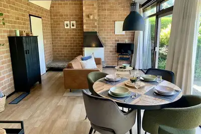 Image de Holiday bungalow close to the beach, sleeps 4 with lovely garden