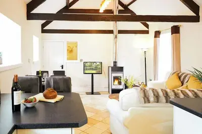 Image de Barn Cottage Deluxe - hot tub