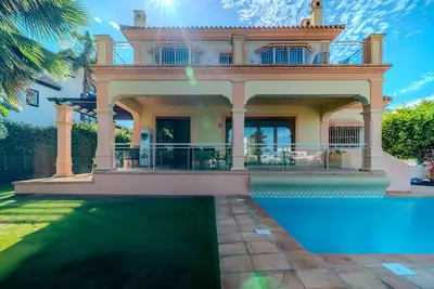 Image de Villa Picasso Tranquila y Espaciosa, Cerca del Casco Antiguo y Paseo Maritimo