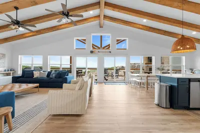 Image de Indoor Slide! 2 min to Silver Dollar City!