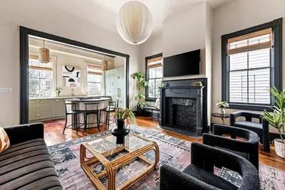Image de Large, Historic 4br Gem in Heart of Downtwon