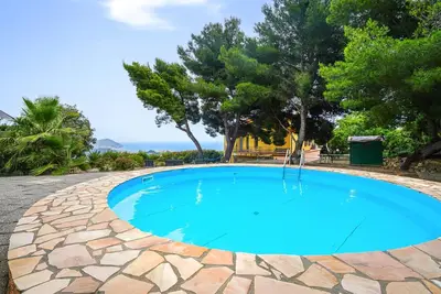 Image de Superbe appartement de 3 chambres à.