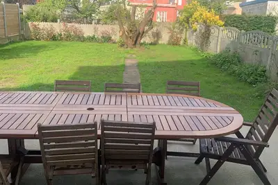 Image de Maison 10/12 personnes avec jardin à 10 mns de la plage