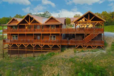 Image de Mountain Resort! Private Pool, Hot Tub, Game Room & Pavilion!