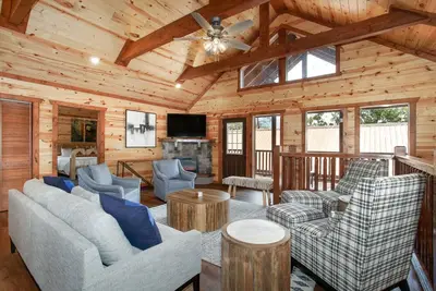 Image de Holiday Rates! Indoor Pool, Game Room & Gazebo!