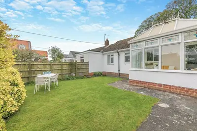 Image de Discover coastal comfort with your perfect retreat in the heart of Beadnell.