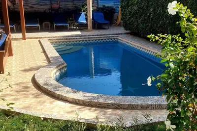 Superbe Villa Piscine Privée et Pieds dans l'Eau